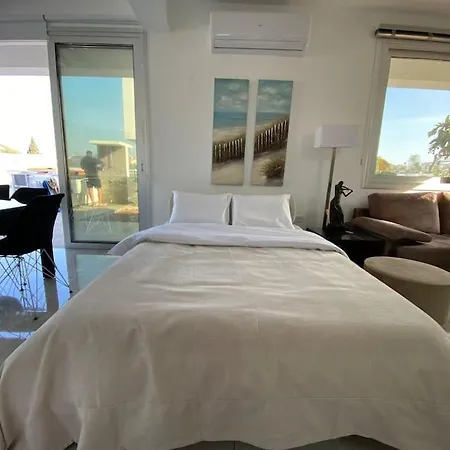 Villa, Swimming Pool, Bbq Grill, 3 Bedrooms, Near Beach *