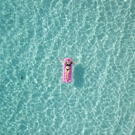 Villa, Swimming Pool, Bbq Grill, 3 Bedrooms, Near Beach Vila