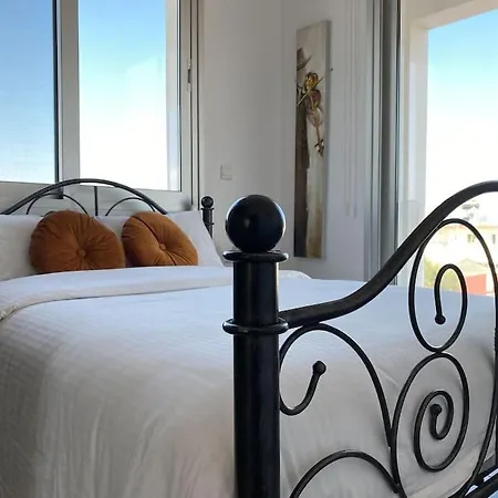 Villa, Swimming Pool, Bbq Grill, 3 Bedrooms, Near Beach *