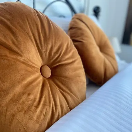 Villa, Swimming Pool, Bbq Grill, 3 Bedrooms, Near Beach Villa *