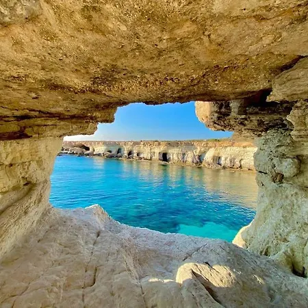 Villa, Swimming Pool, Bbq Grill, 3 Bedrooms, Near Beach