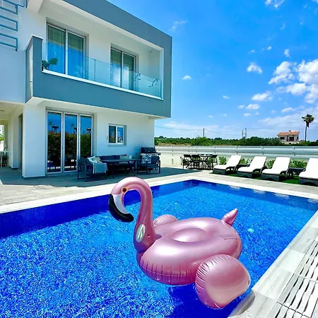 Villa, Swimming Pool, Bbq Grill, 3 Bedrooms, Near Beach Protaras