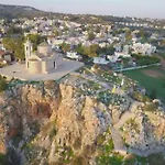 Villa, Swimming Pool, Bbq Grill, 3 Bedrooms, Near Beach Villa *