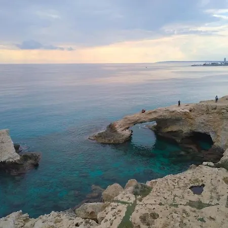 Villa, Swimming Pool, Bbq Grill, 3 Bedrooms, Near Beach