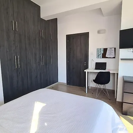 Vilă Villa, Swimming Pool, Bbq Grill, 3 Bedrooms, Near Beach *