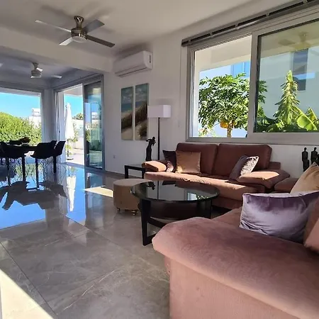 فيلة Villa, Swimming Pool, Bbq Grill, 3 Bedrooms, Near Beach *