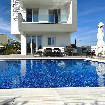 Villa, Swimming Pool, Bbq Grill, 3 Bedrooms, Near Beach * بروتاراس