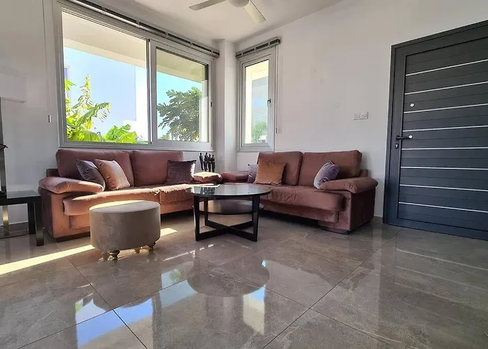 ヴィラ Villa, Swimming Pool, Bbq Grill, 3 Bedrooms, Near Beach *