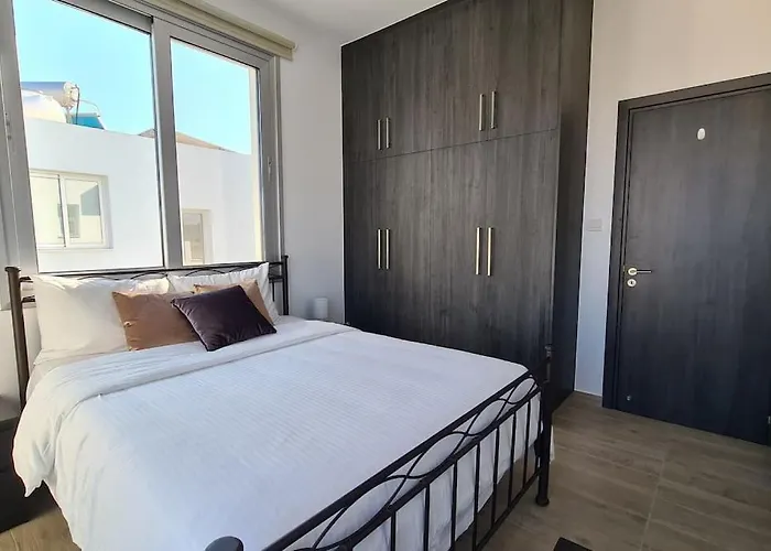 ヴィラ Villa, Swimming Pool, Bbq Grill, 3 Bedrooms, Near Beach プロタラス