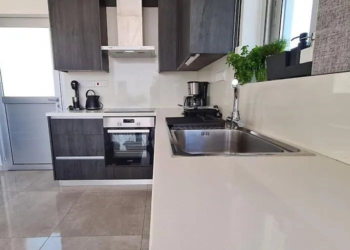 ヴィラ Villa, Swimming Pool, Bbq Grill, 3 Bedrooms, Near Beach *