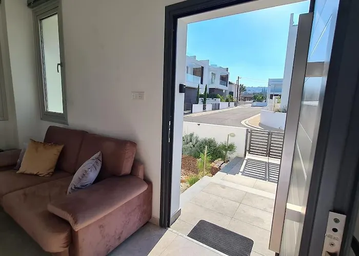 Villa, Swimming Pool, Bbq Grill, 3 Bedrooms, Near Beach * プロタラス