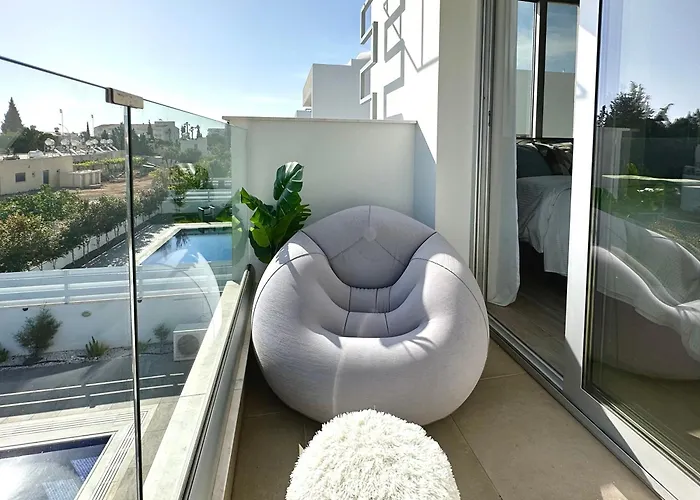 Villa, Swimming Pool, Bbq Grill, 3 Bedrooms, Near Beach *